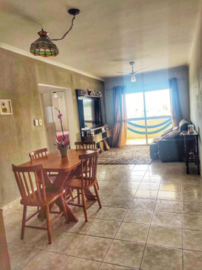 Apartamento amplo com belas vistas no Centro de Caraguatatuba